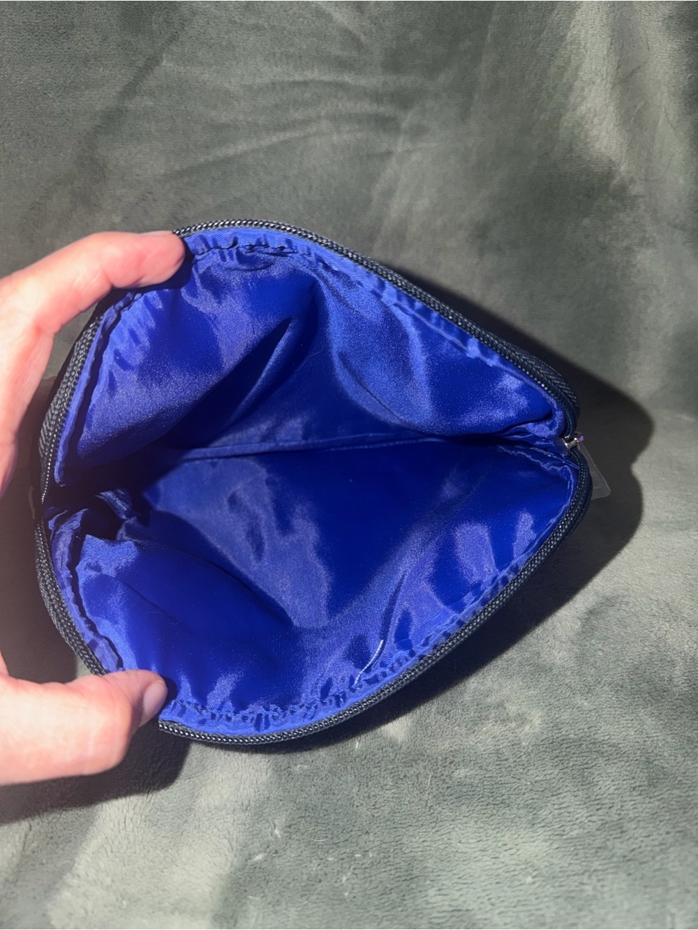 Clinique x Kate Spade Floral Cosmetic Pouch - Picture 4 of 4
